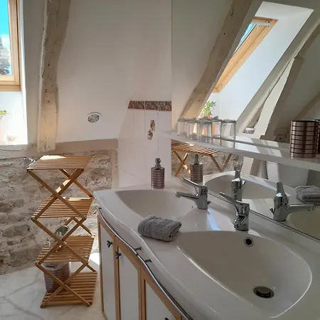 La Causserie, D'hotes Avec Piscine Interieure, Pour Vous Seuls ! Gramat