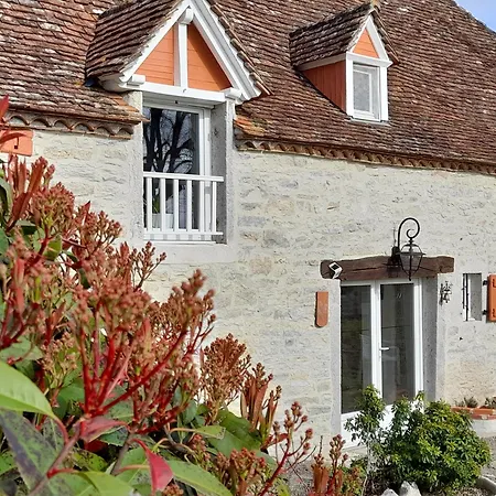 La Causserie, D'hotes Avec Piscine Interieure, Pour Vous Seuls ! Oda ve Kahvaltı Gramat