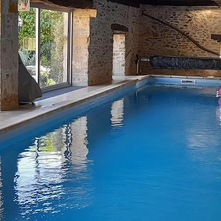 Oda ve Kahvaltı La Causserie, D'hotes Avec Piscine Interieure, Pour Vous Seuls !